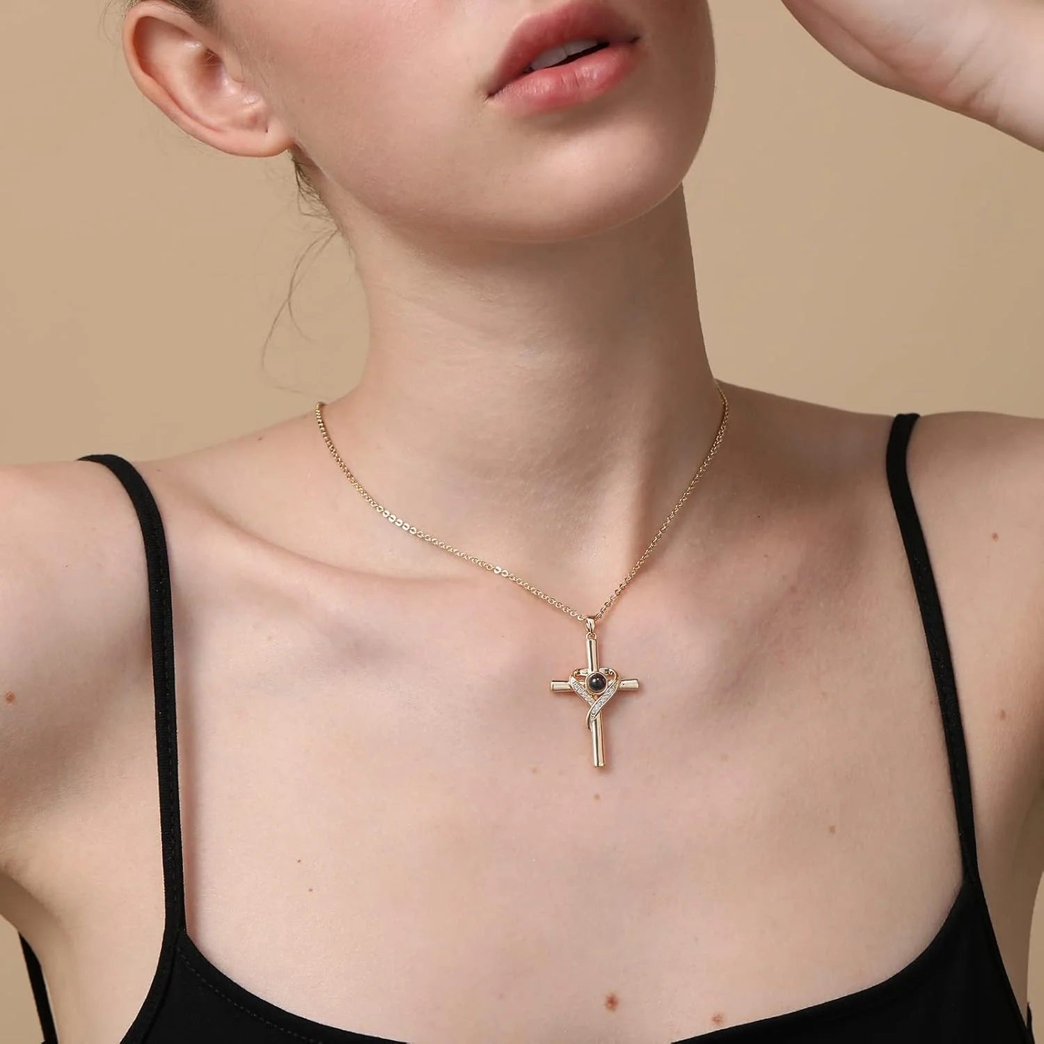 Cross Projection Necklace Pendant - Perfect Gift For Christian Women