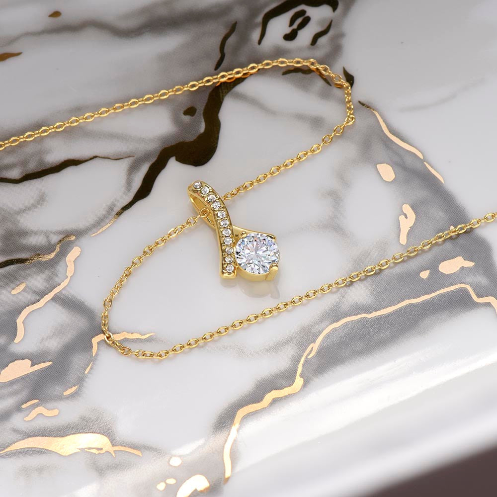 Mom Your Smile, Alluring Beauty Necklace, Perfect Gift For Mom From Son